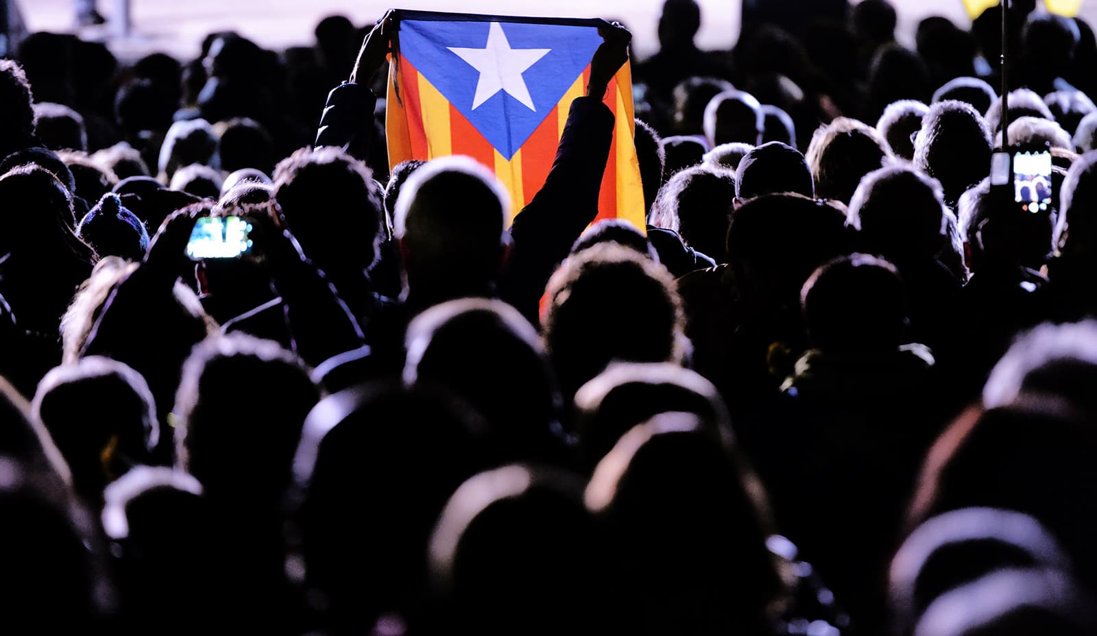 Manifestació independentista a la presó de Lledoners el 2018. Fotografia de Xavier Jubierre.