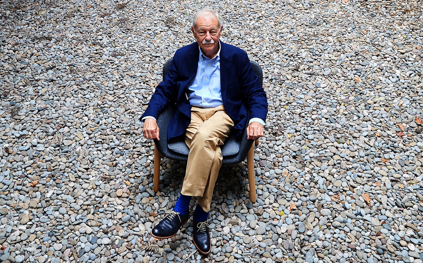 L’escriptor Eduardo Mendoza retratat el 2019 per Alejandro García. Efe.