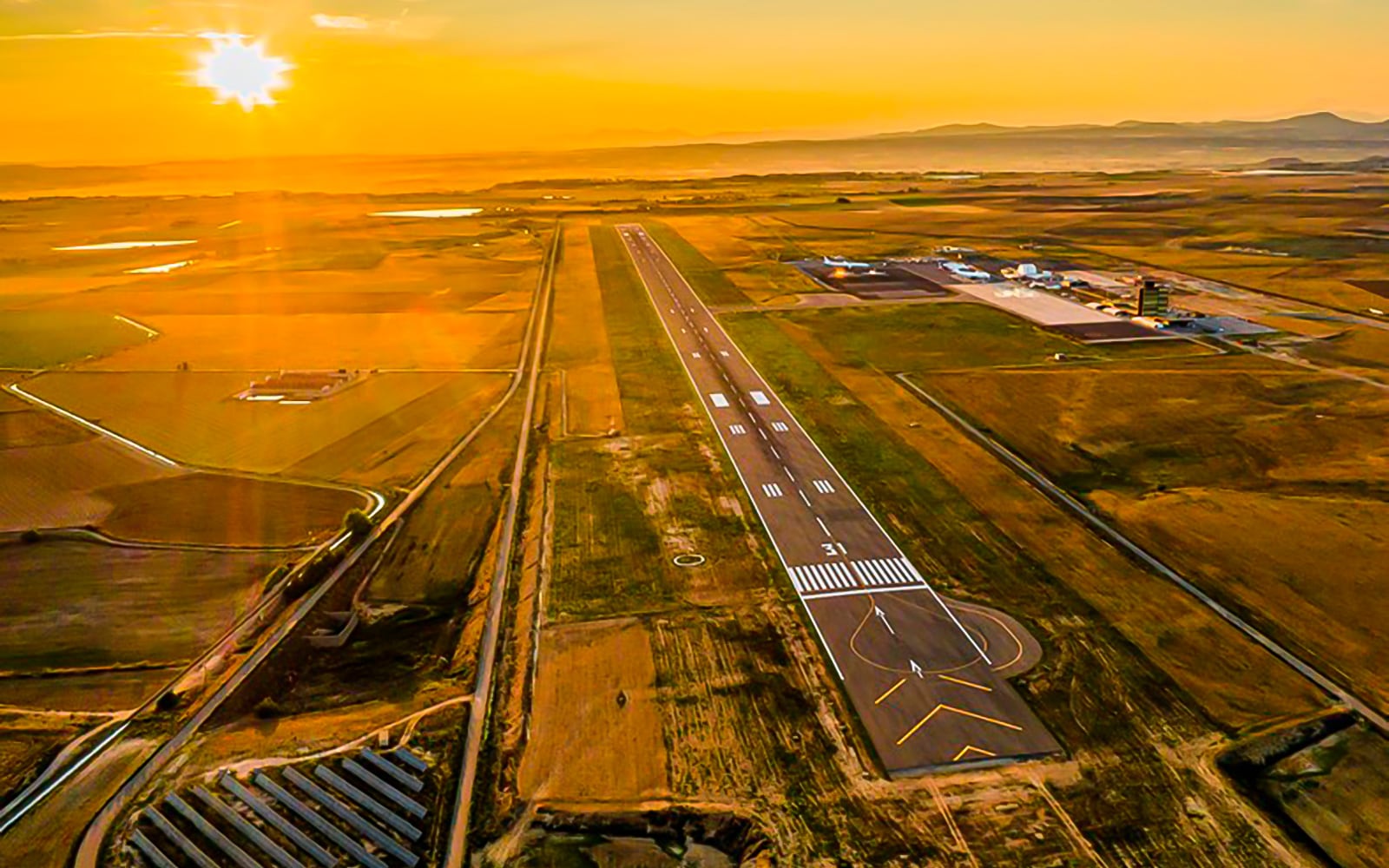 L’Aeroport Lleida-Alguaire, gestionat per l’empresa pública Aeroports de Catalunya. Fotografia cedida per la Generalitat de Catalunya.