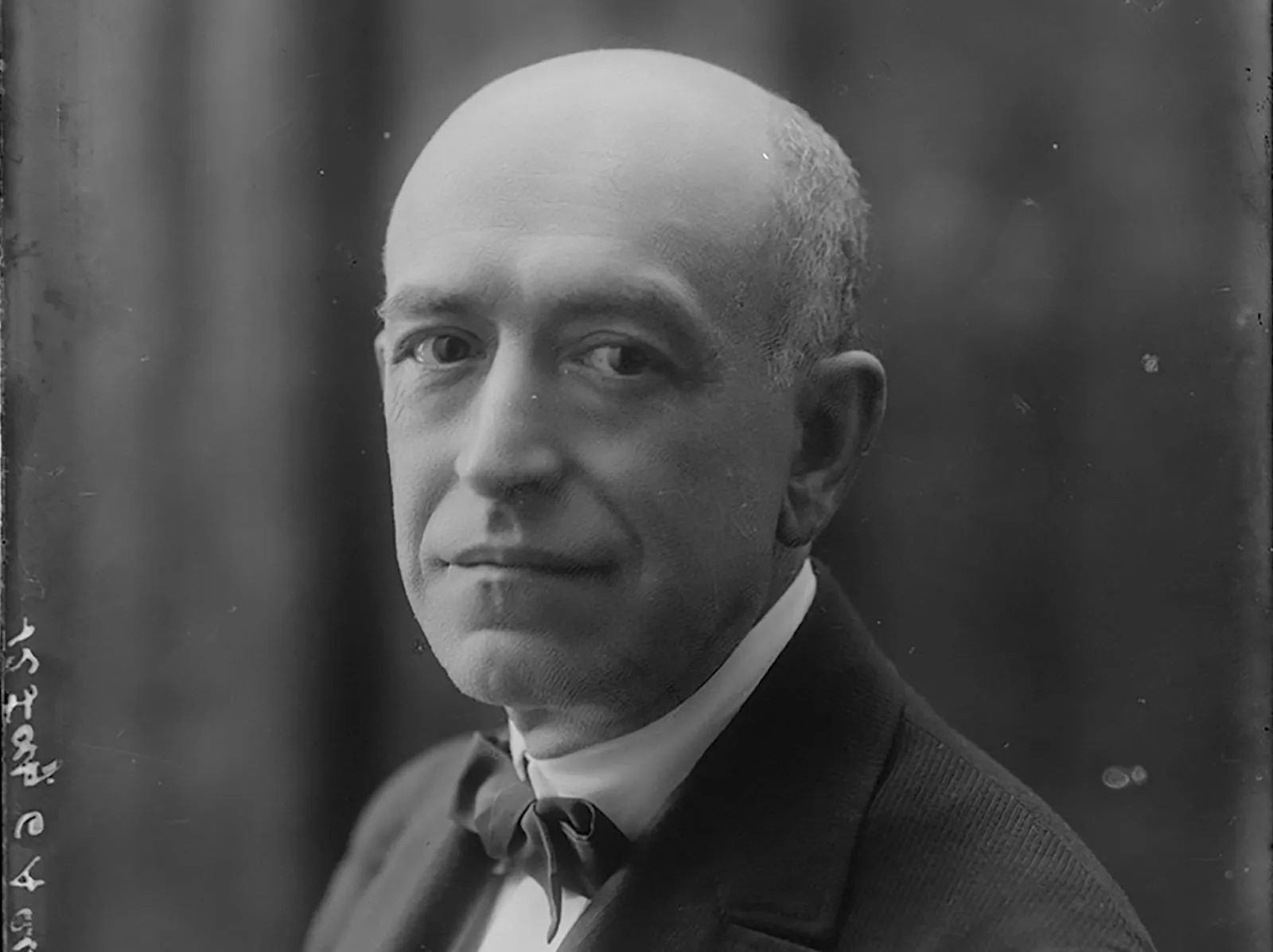 Retrat del compositor Manuel de Falla realitzat a Barcelona l’any 1929 per Amadeu Mariné Vadalaco. Arxiu Fotogràfic de Barcelona