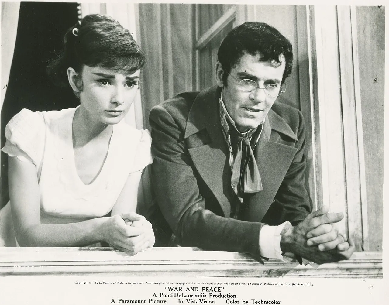 Audrey Hepburn i Henry Fonda en una escena deGuerra i pau, pel·lícula de 1956 dirigida per King Vidor. Wikipedia