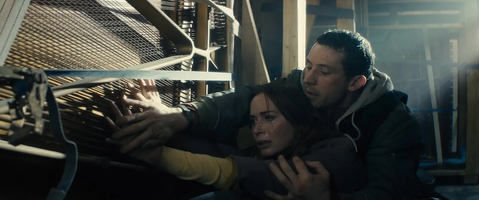 Emily Blunt i Josh O’Connor a Disclosure Day, darrer film d’Steven Spielberg. Fotografia promocional de Universal Pictures
